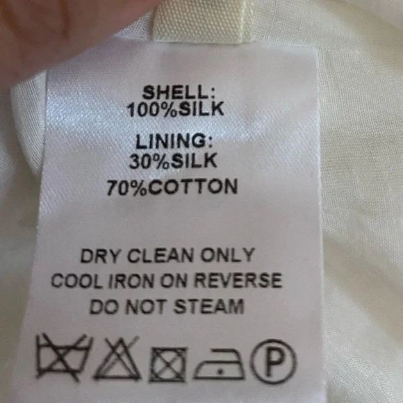 100% SILK Luxe Ivory and Blue Patterned Long Sleeve Dress - Picture 4 of 13